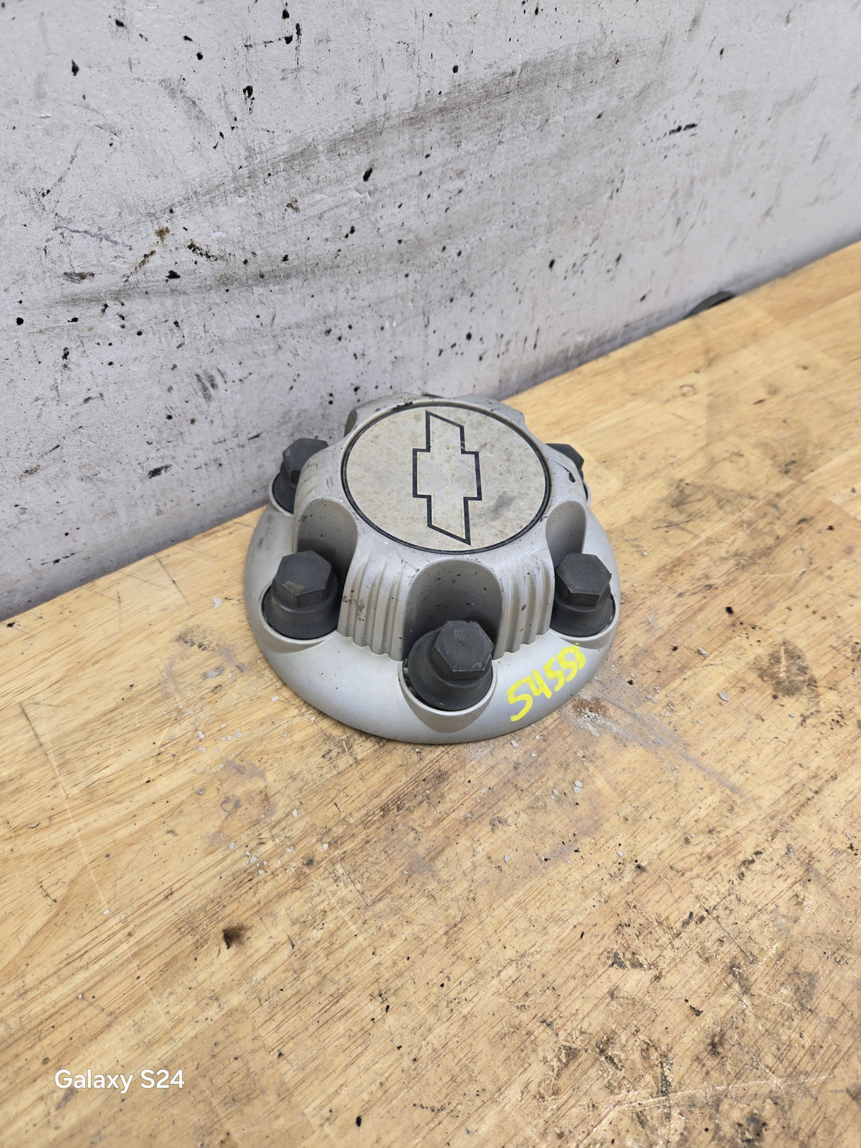 1999-2014 OEM Chevrolet Silverado  Wheel Center Hub Cap Lug Cover 9596661