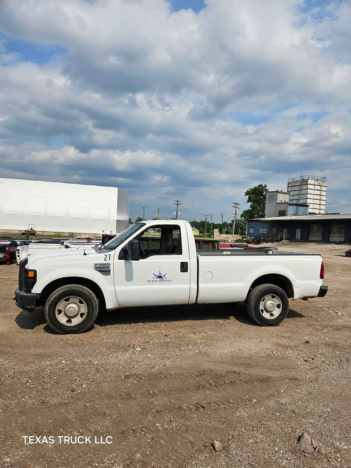2008 Ford F-250 Regular Cab Long Bed Super Duty 5.4L triton - FULL PART OUT