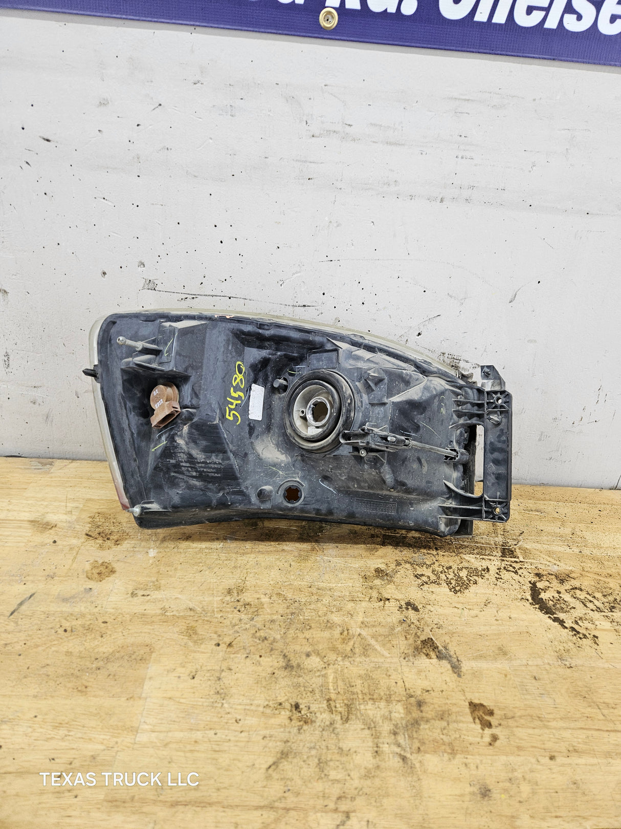 2006-2009 Dodge Ram 1500 2500 3500 LH Driver Side Headlight 55077795AD-PFM