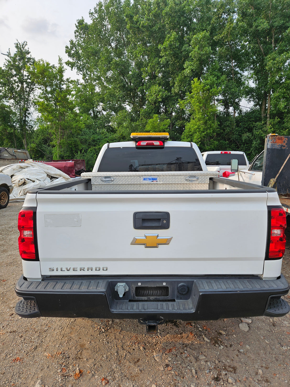 2017 Chevrolet Silverado 1500 Crew Cab Short Bed - FULL PART OUT
