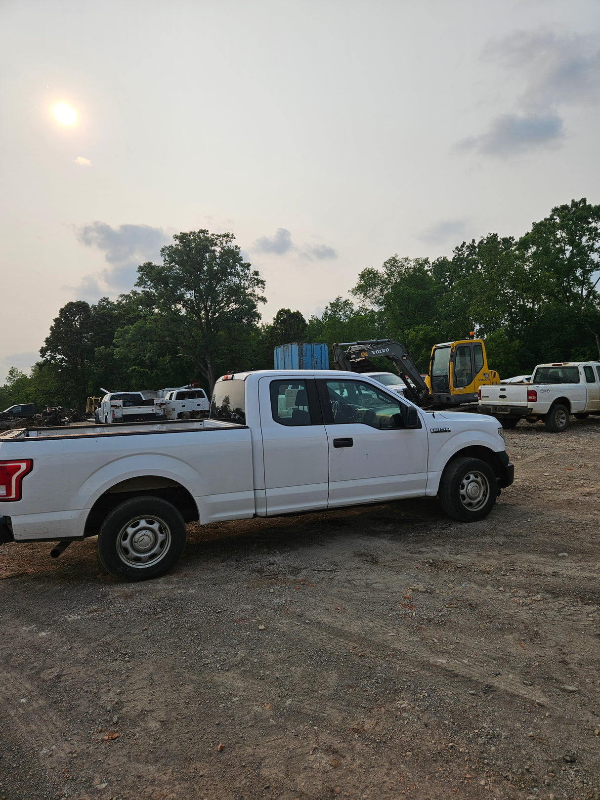 2015 Ford F-150 Extended Cab 6.5' Bed 4 Door  - FULL PART OUT