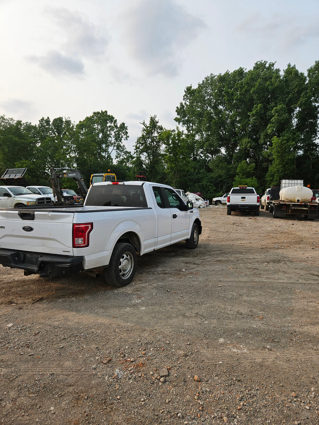 2015 Ford F-150 Extended Cab 6.5' Bed 4 Door  - FULL PART OUT