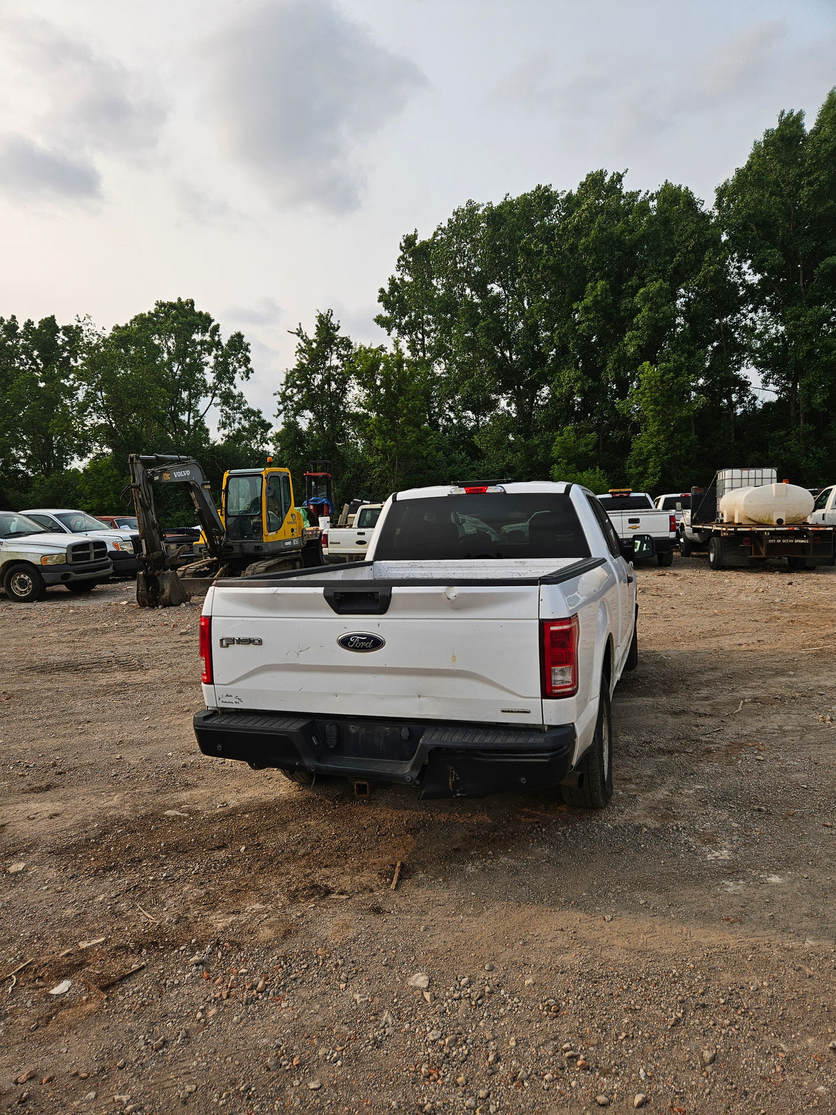 2015 Ford F-150 Extended Cab 6.5' Bed 4 Door  - FULL PART OUT