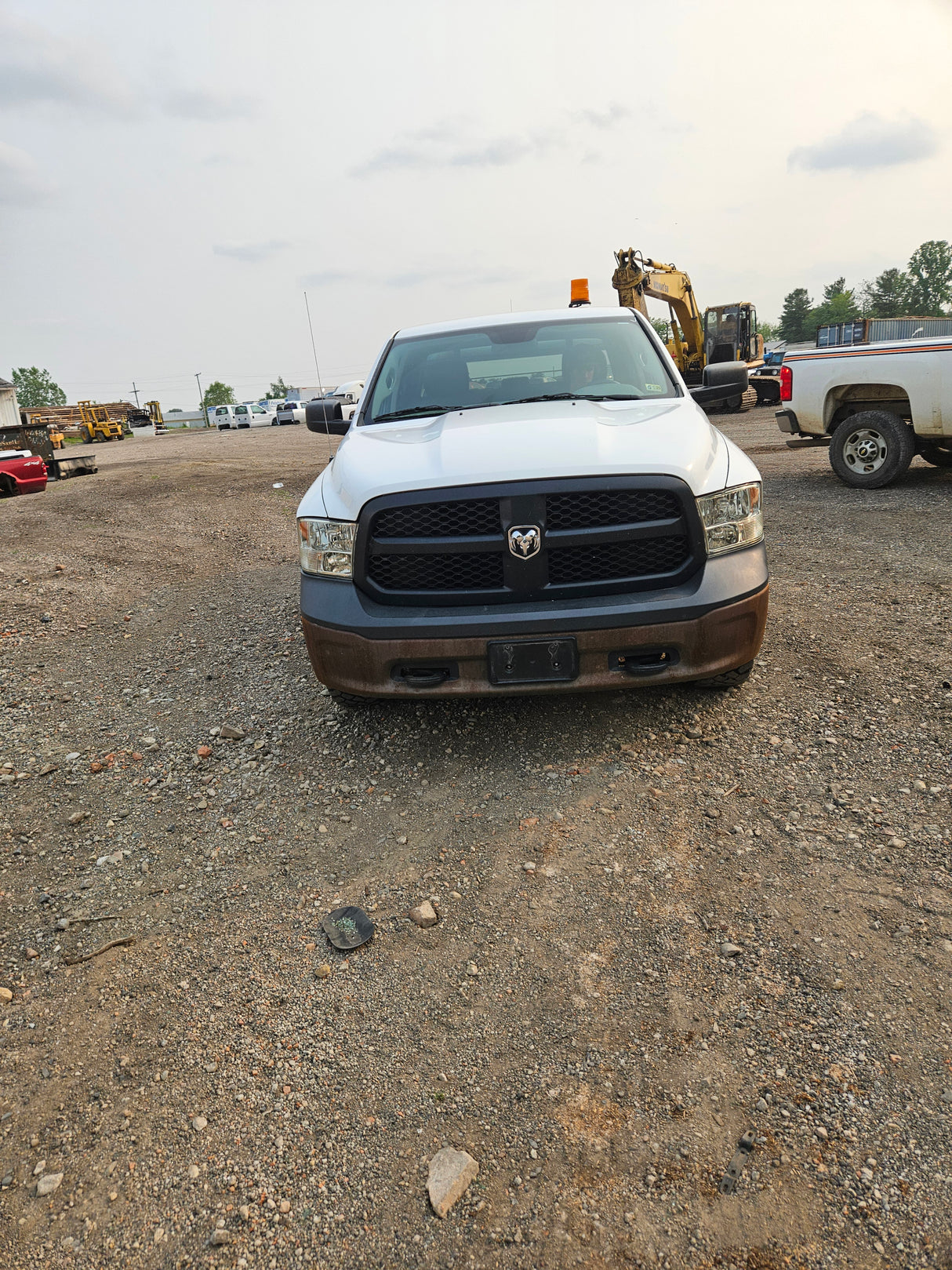 2016 Dodge Ram 4x4 1500 Crew Cab Short Bed 4th gen - FULL PART OUT