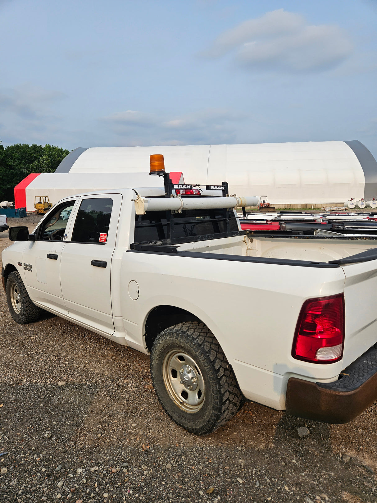 2016 Dodge Ram 4x4 1500 Crew Cab Short Bed 4th gen - FULL PART OUT