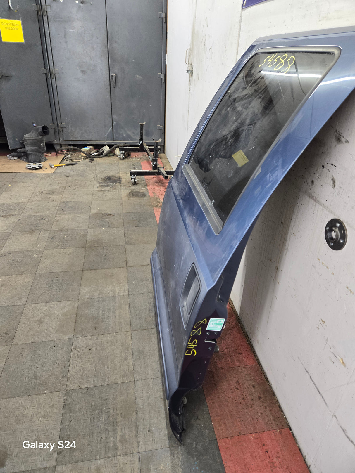 1999-2016 Ford Super Duty Driver Side Rear Door LH Crew Cab F250 F350 F450 F550