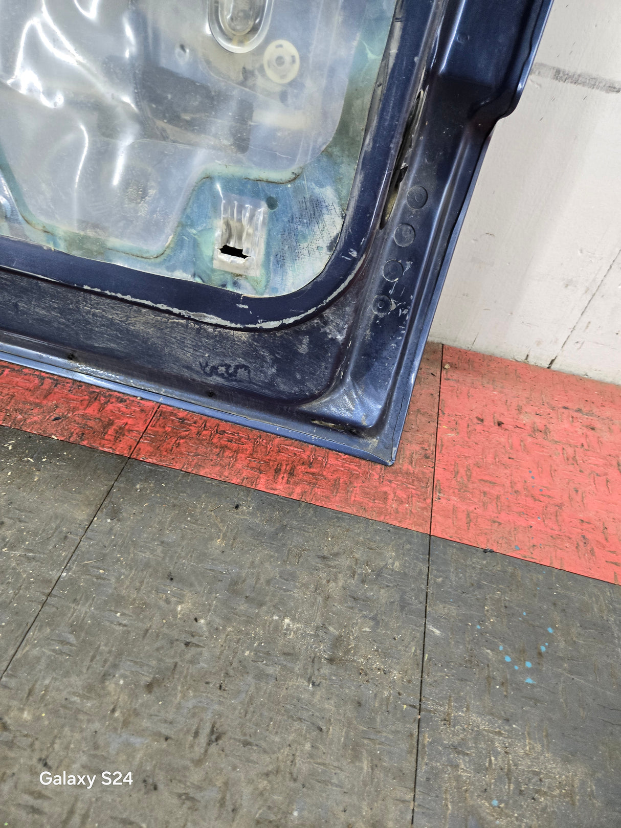 1999-2016 Ford Super Duty Driver Side Rear Door LH Crew Cab F250 F350 F450 F550