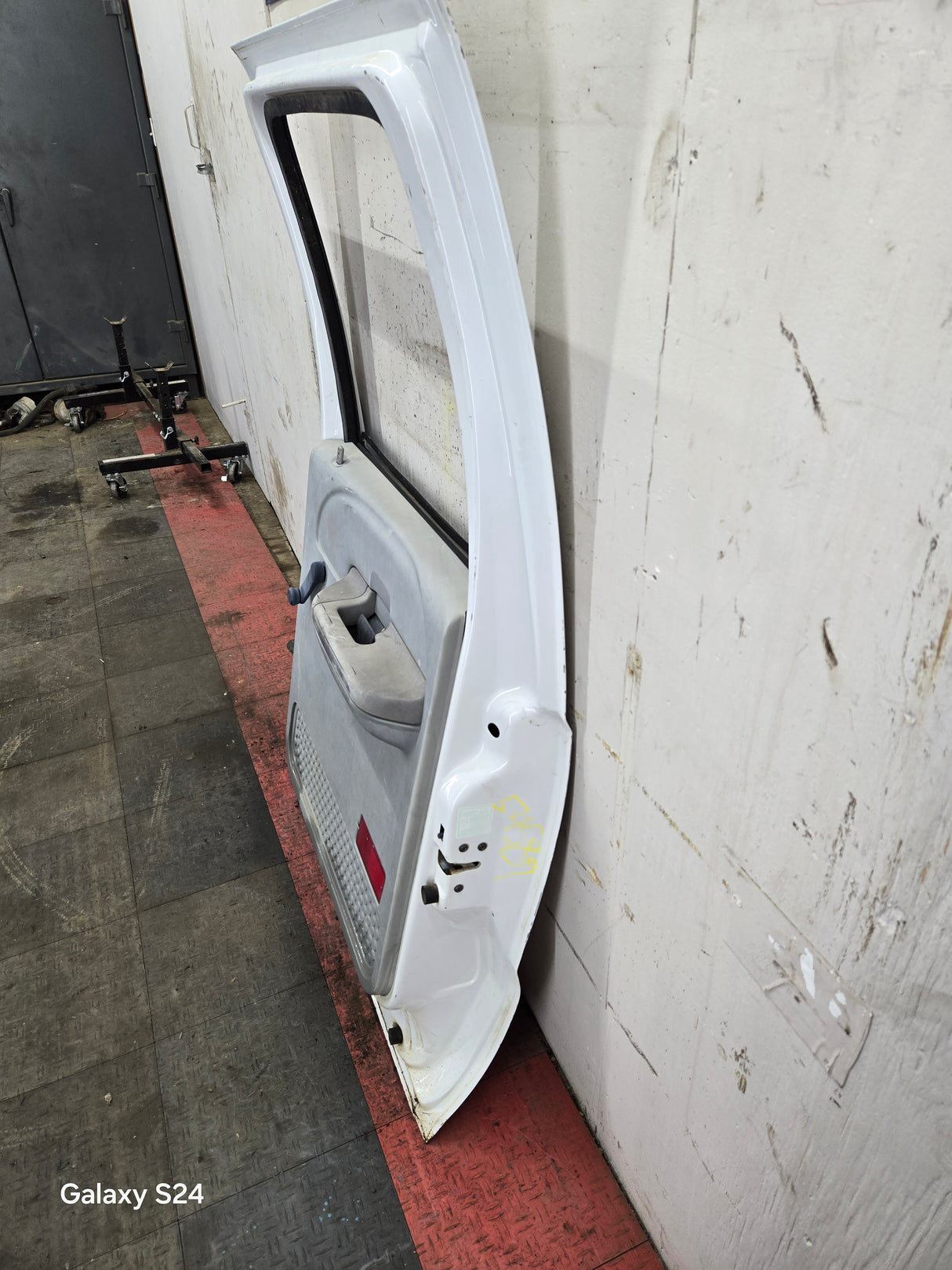 1999-2011 Ford Super Duty RH Passenger Side Rear Crew Cab Door F250 F350 F450 F550