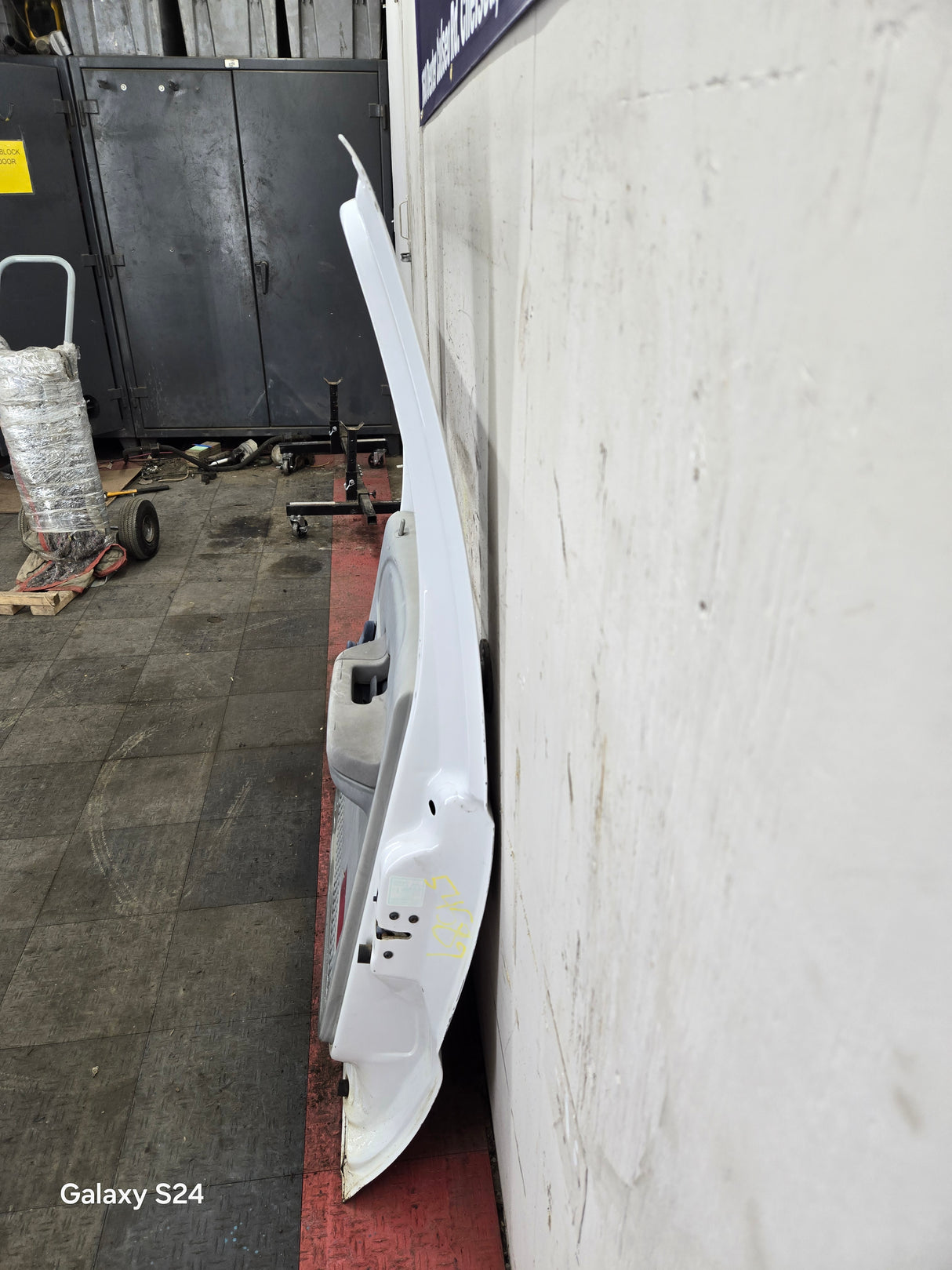 1999-2011 Ford Super Duty RH Passenger Side Rear Crew Cab Door F250 F350 F450 F550