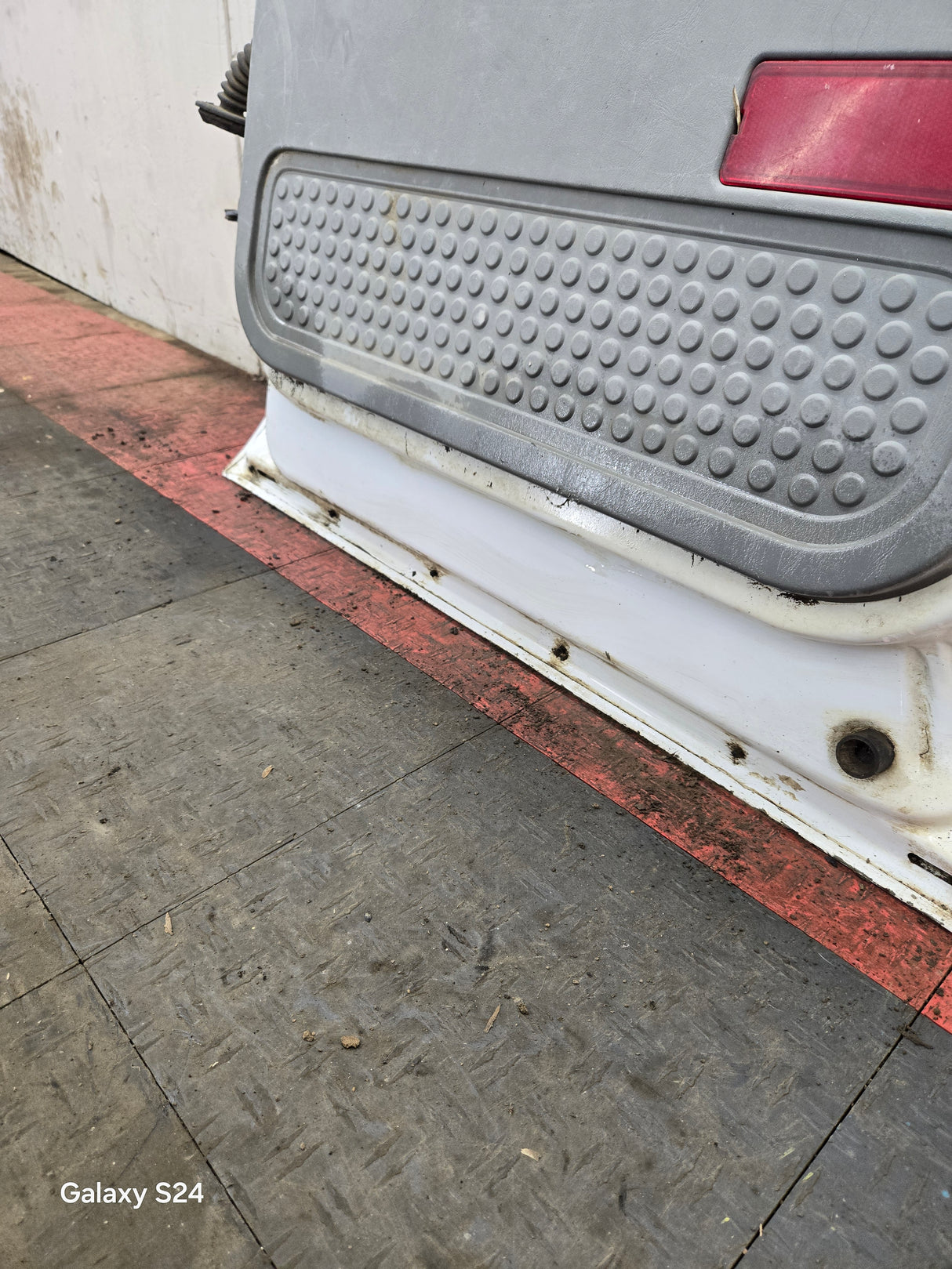 1999-2011 Ford Super Duty RH Passenger Side Rear Crew Cab Door F250 F350 F450 F550