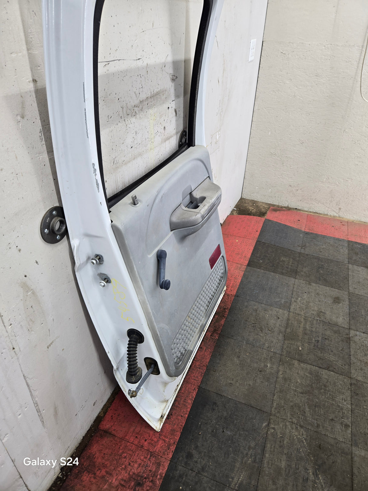 1999-2011 Ford Super Duty RH Passenger Side Rear Crew Cab Door F250 F350 F450 F550