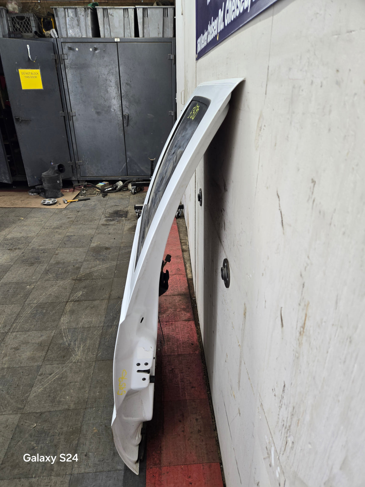 1999-2016 Ford Super Duty Driver Side Rear Door LH Crew Cab F250 F350 F450 F550