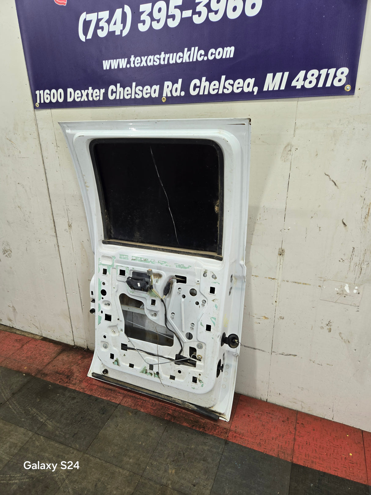 1999-2016 Ford Super Duty Driver Side Rear Door LH Crew Cab F250 F350 F450 F550