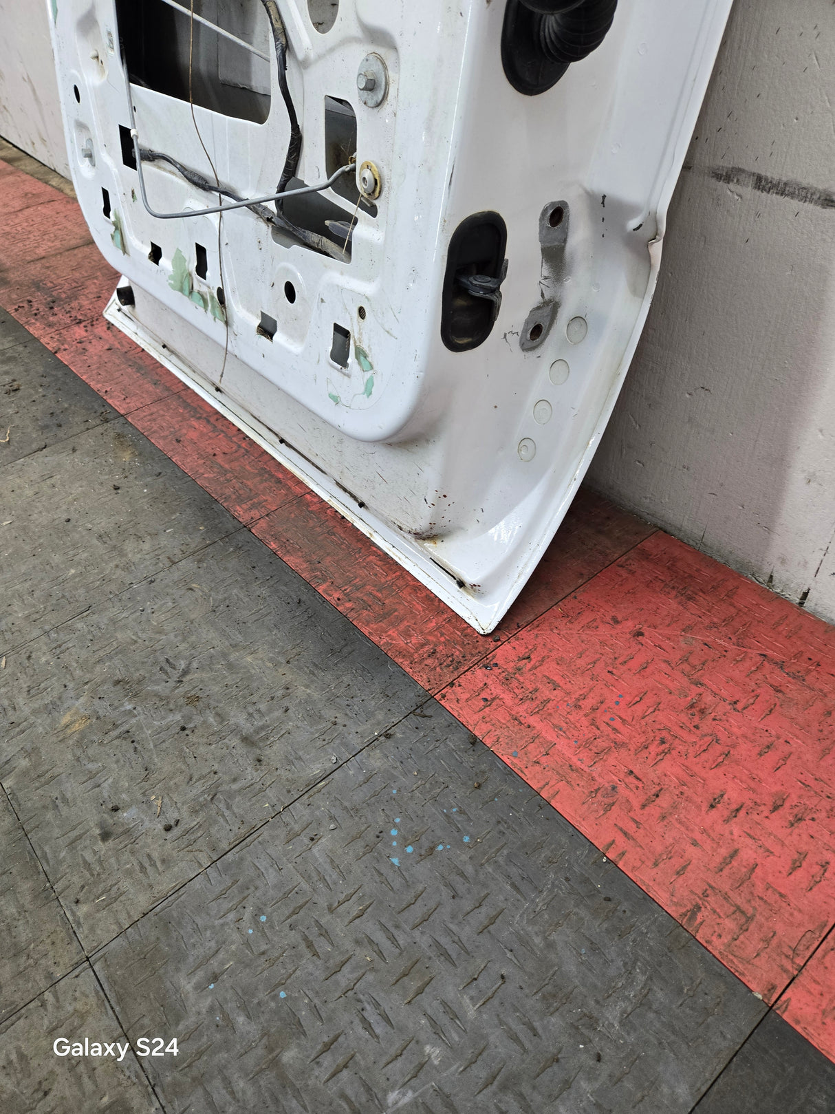 1999-2016 Ford Super Duty Driver Side Rear Door LH Crew Cab F250 F350 F450 F550