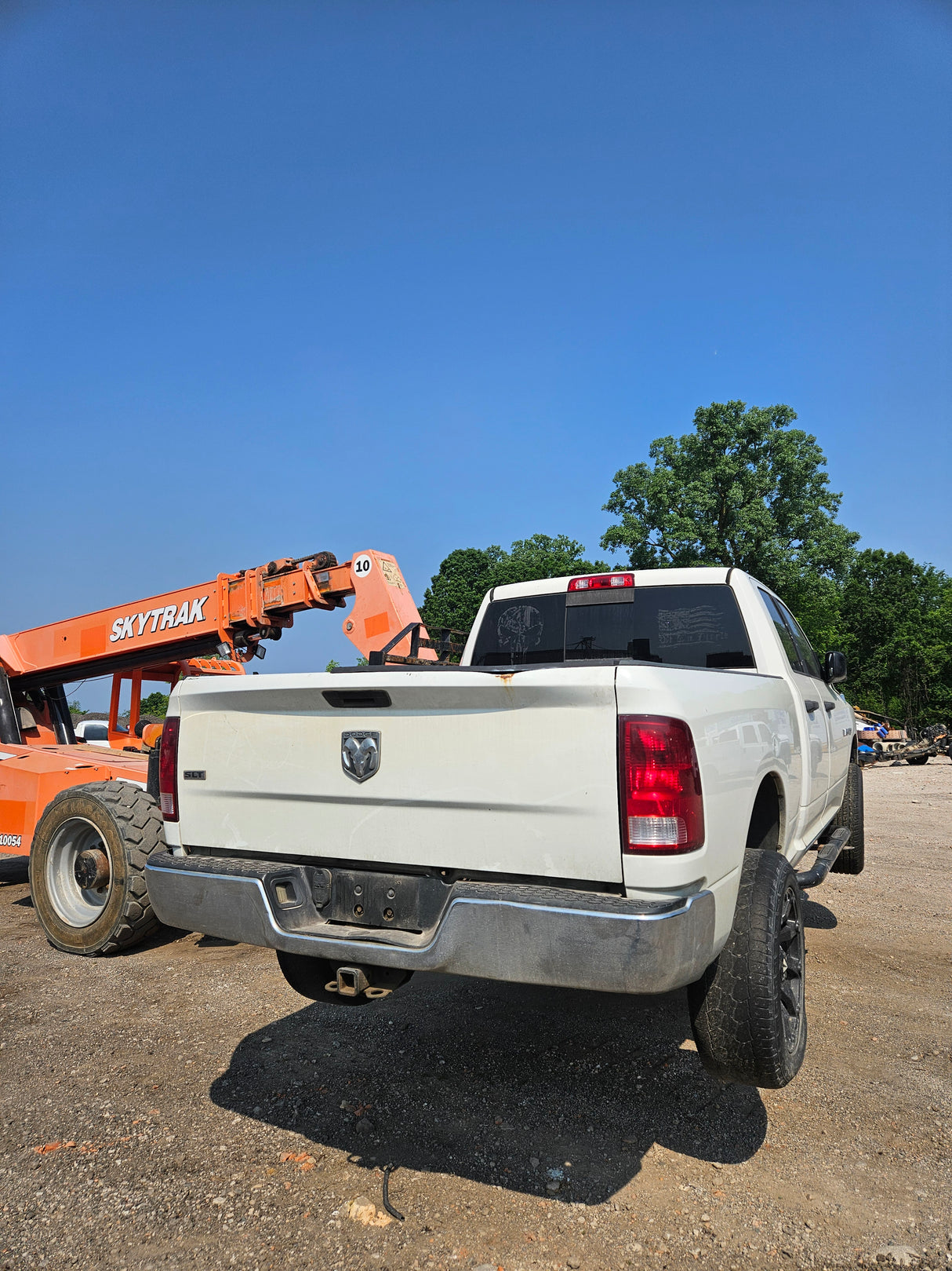 2009 Dodge Ram 2x4 1500 Crew Cab 6.4' Short Bed 4th gen - FULL PART OUT