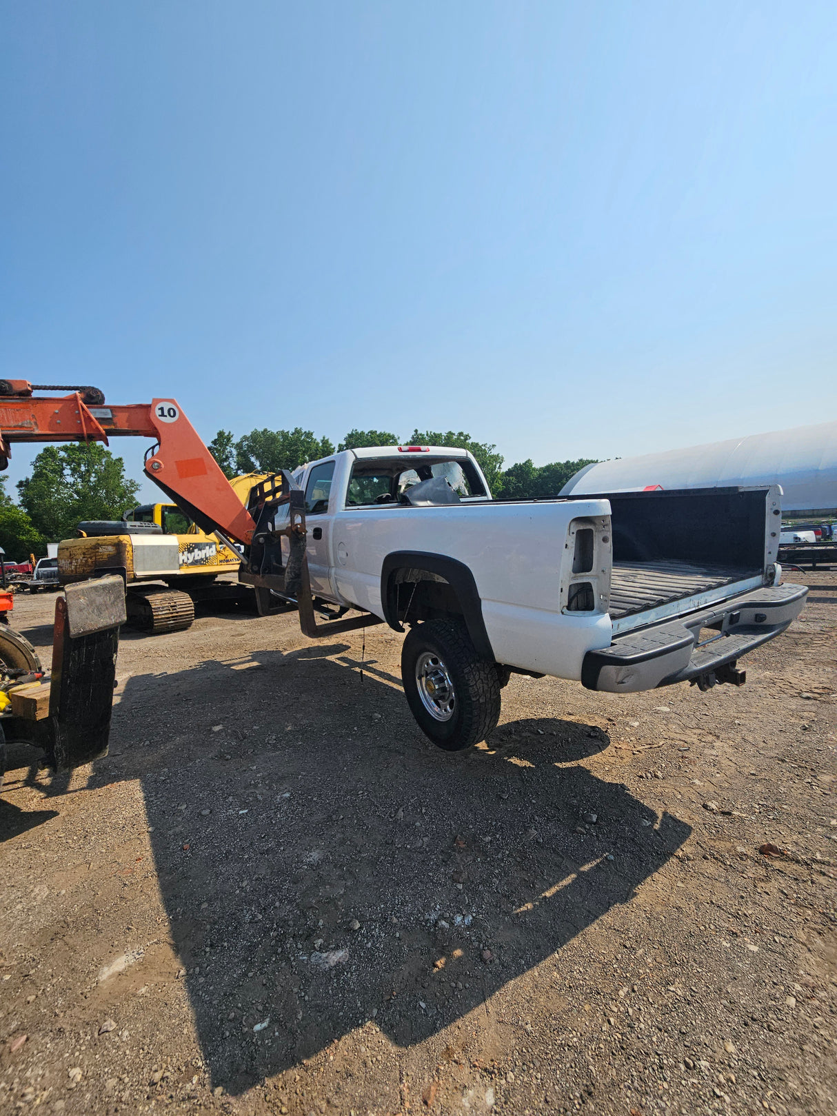 2007 Chevrolet Silverado 2500HD Cateye Classic Crew Cab 8' Long Bed - FULL PART OUT