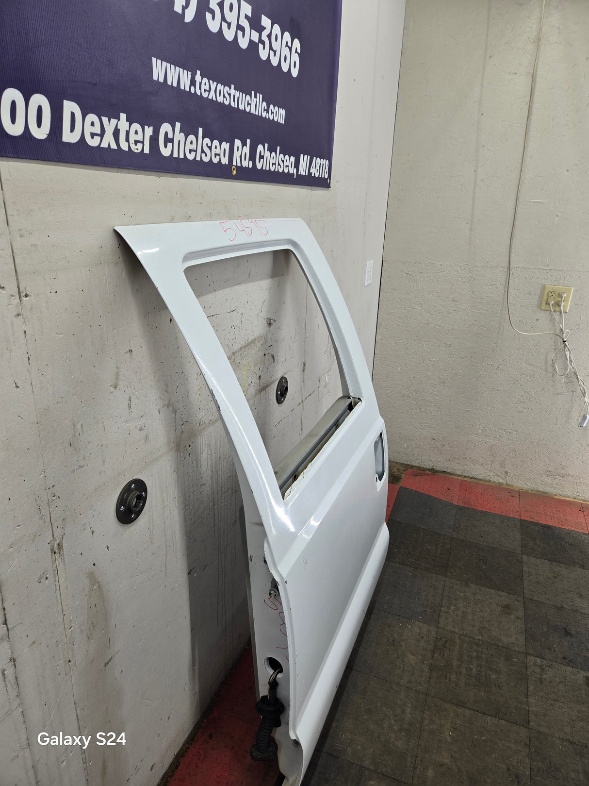 1999-2016 Ford Super Duty Driver Side Rear Door LH Crew Cab F250 F350 F450 F550