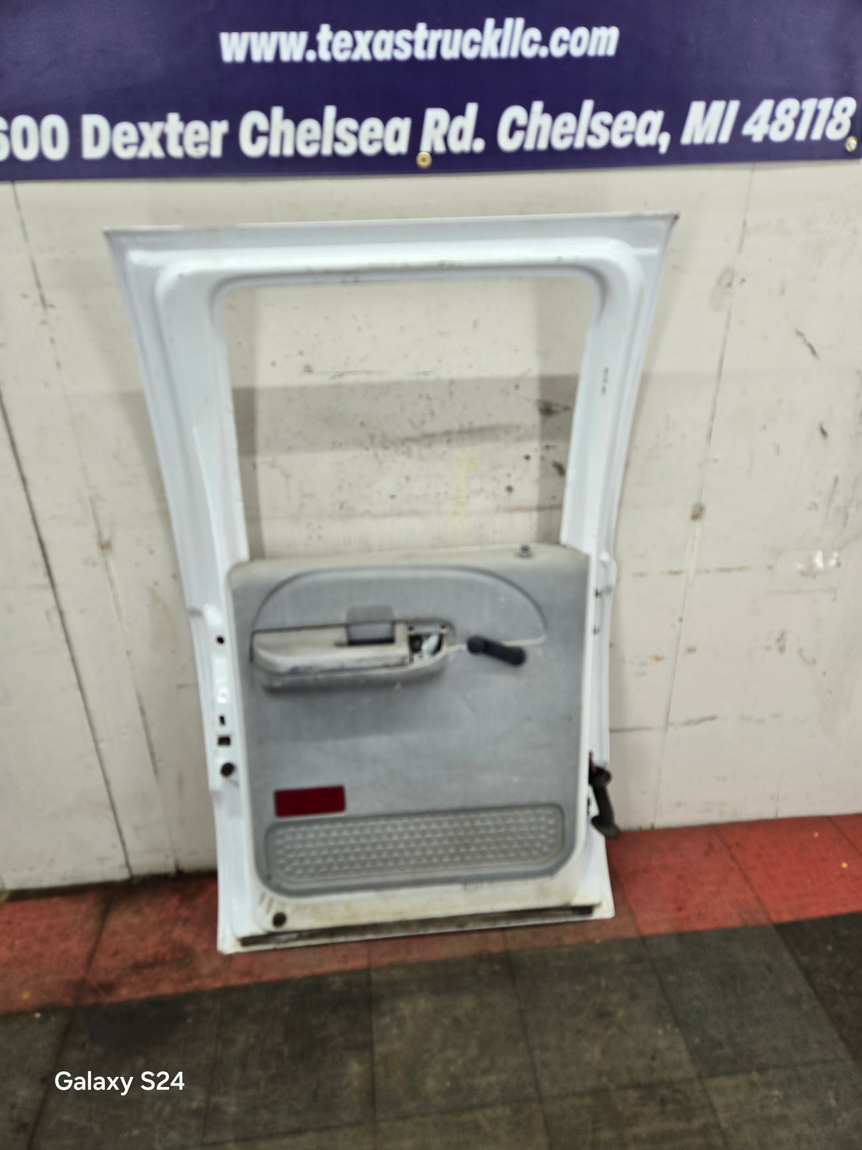 1999-2016 Ford Super Duty Driver Side Rear Door LH Crew Cab F250 F350 F450 F550