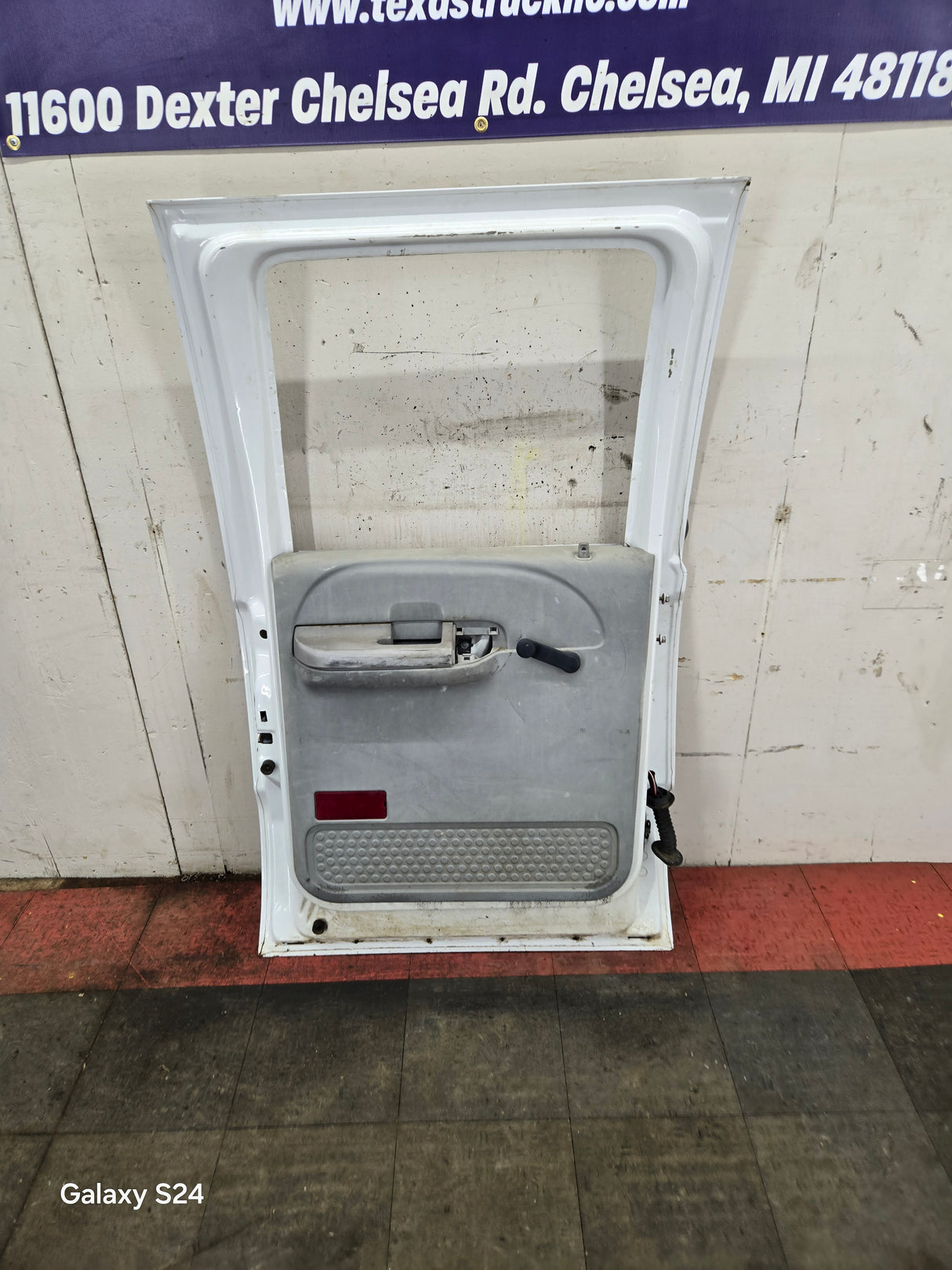 1999-2016 Ford Super Duty Driver Side Rear Door LH Crew Cab F250 F350 F450 F550