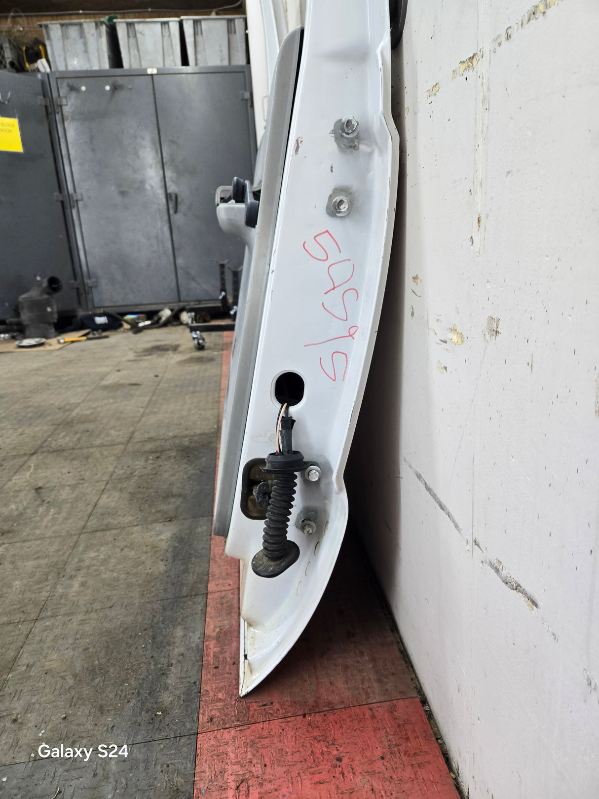 1999-2016 Ford Super Duty Driver Side Rear Door LH Crew Cab F250 F350 F450 F550