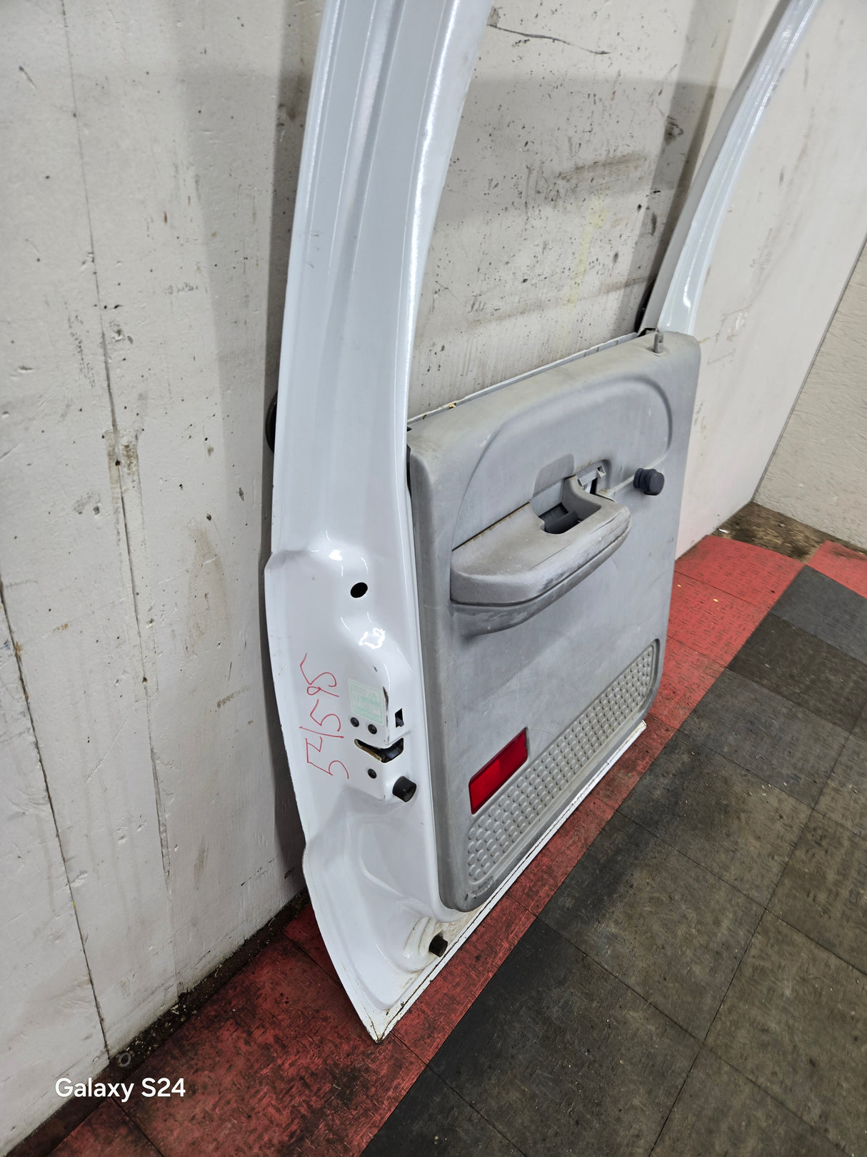 1999-2016 Ford Super Duty Driver Side Rear Door LH Crew Cab F250 F350 F450 F550