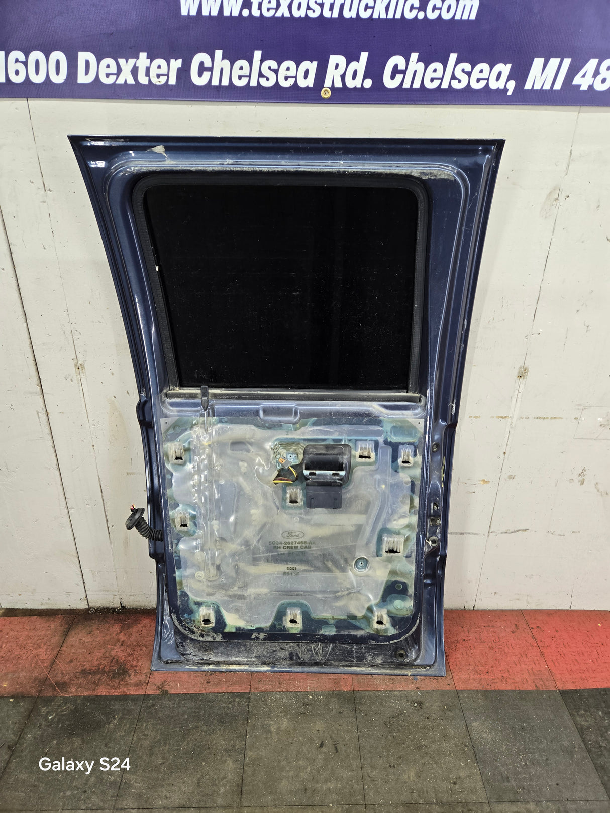 1999-2011 Ford Super Duty RH Passenger Side Rear Crew Cab Door F250 F350 F450 F550