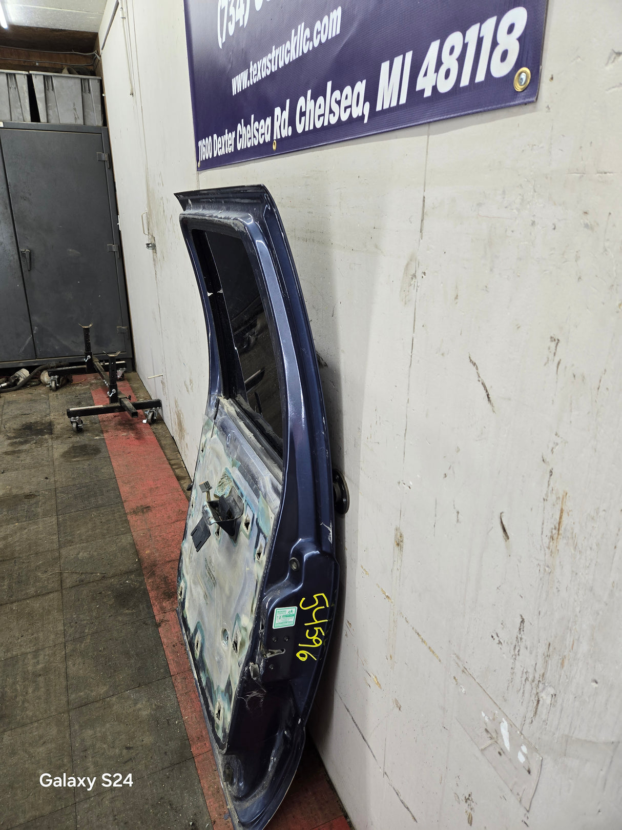 1999-2011 Ford Super Duty RH Passenger Side Rear Crew Cab Door F250 F350 F450 F550