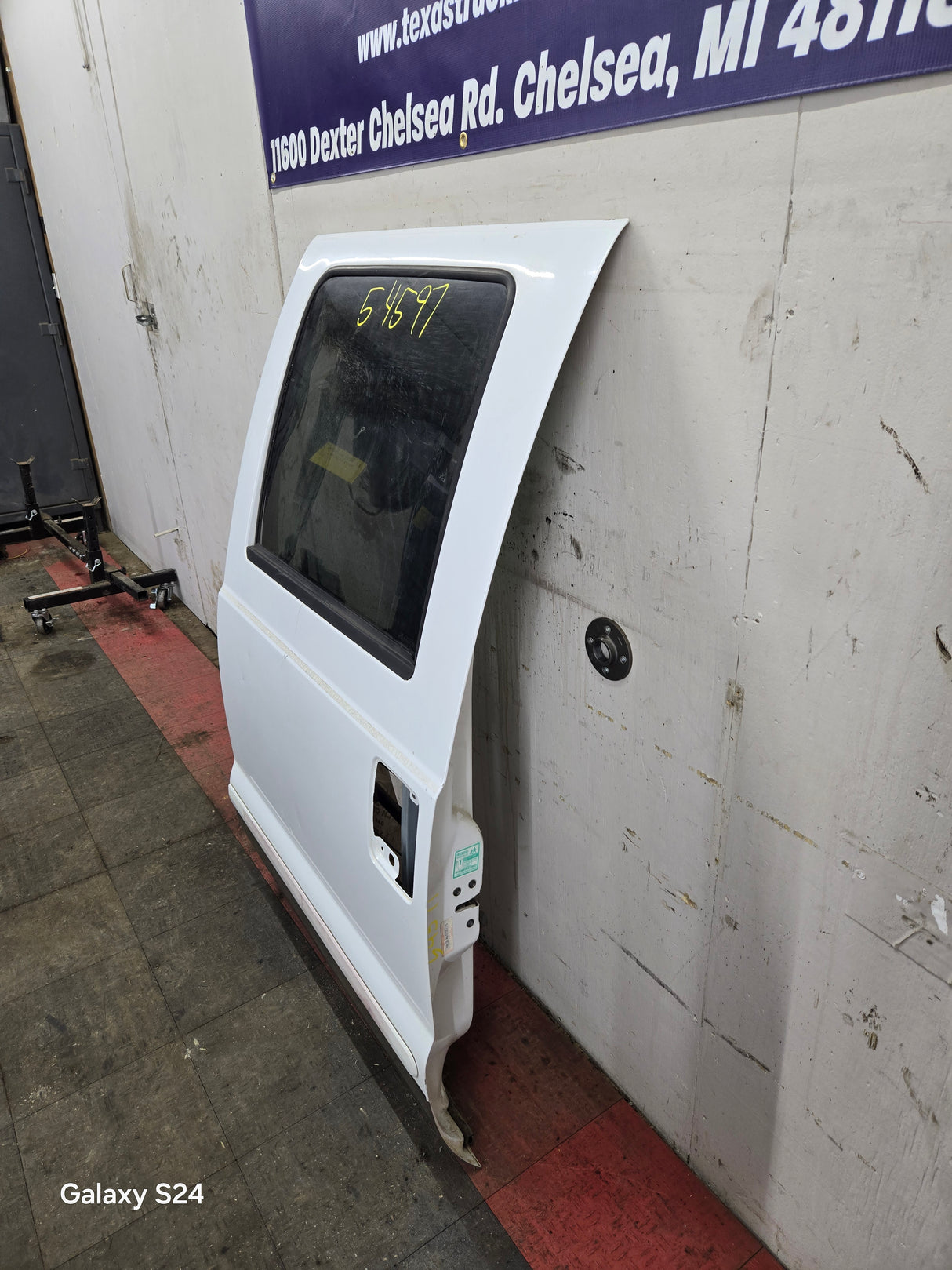 1999-2016 Ford Super Duty Driver Side Rear Door LH Crew Cab F250 F350 F450 F550