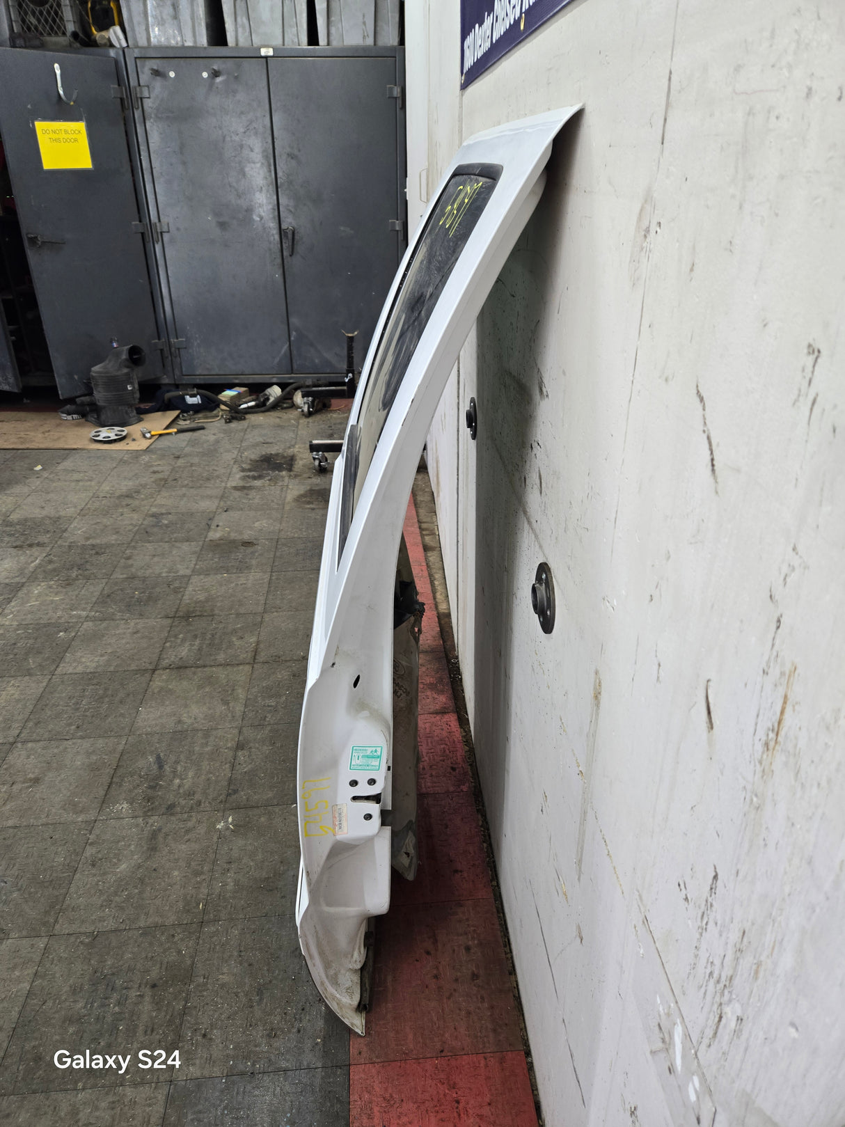 1999-2016 Ford Super Duty Driver Side Rear Door LH Crew Cab F250 F350 F450 F550