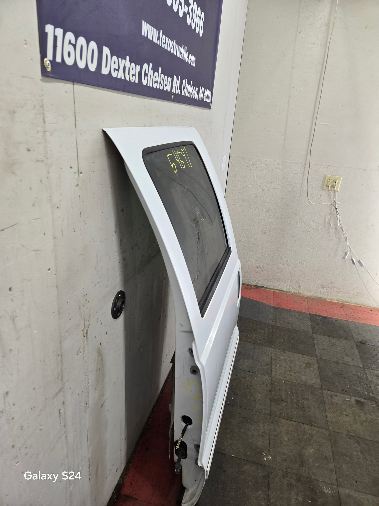 1999-2016 Ford Super Duty Driver Side Rear Door LH Crew Cab F250 F350 F450 F550