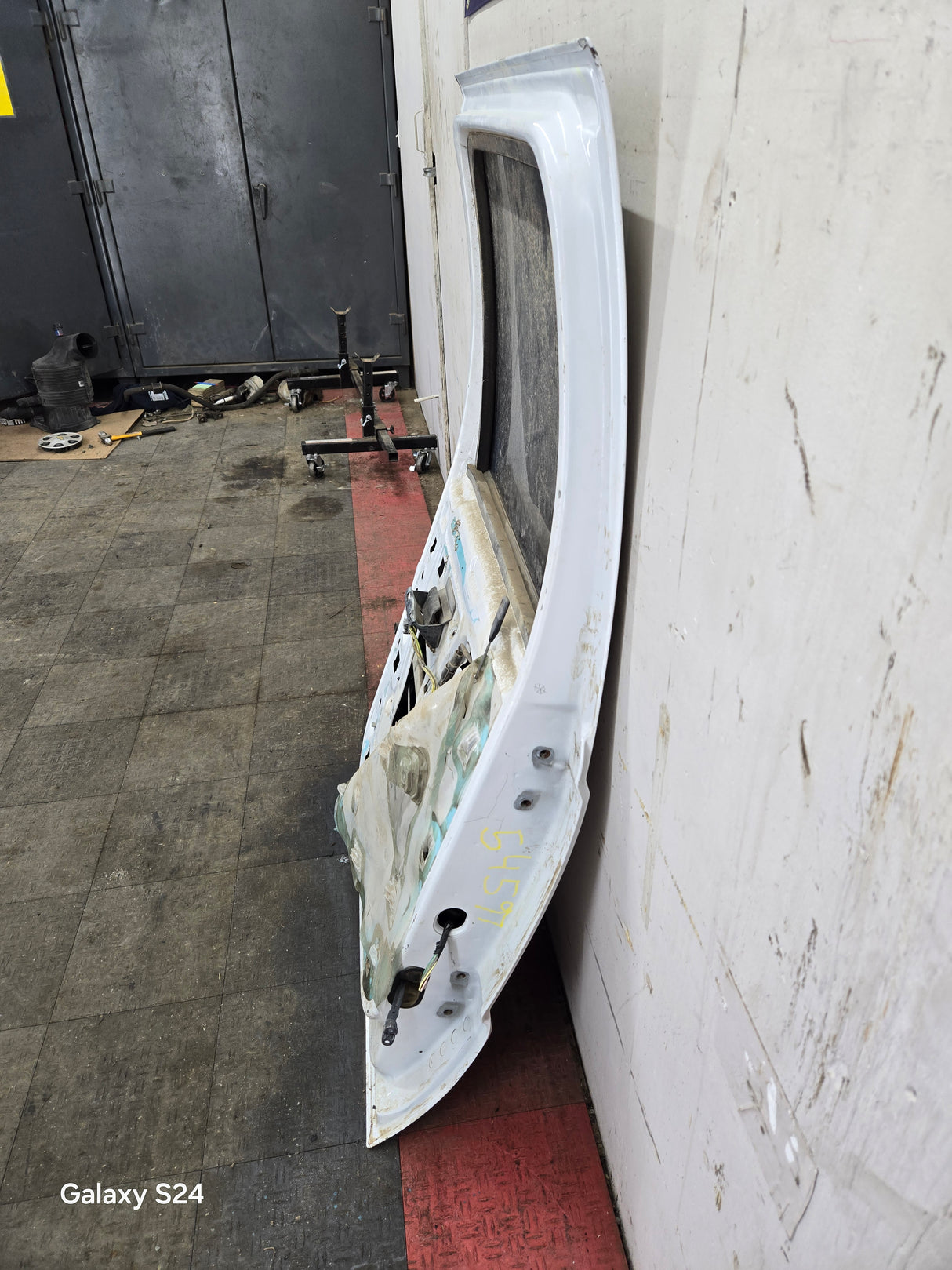 1999-2016 Ford Super Duty Driver Side Rear Door LH Crew Cab F250 F350 F450 F550