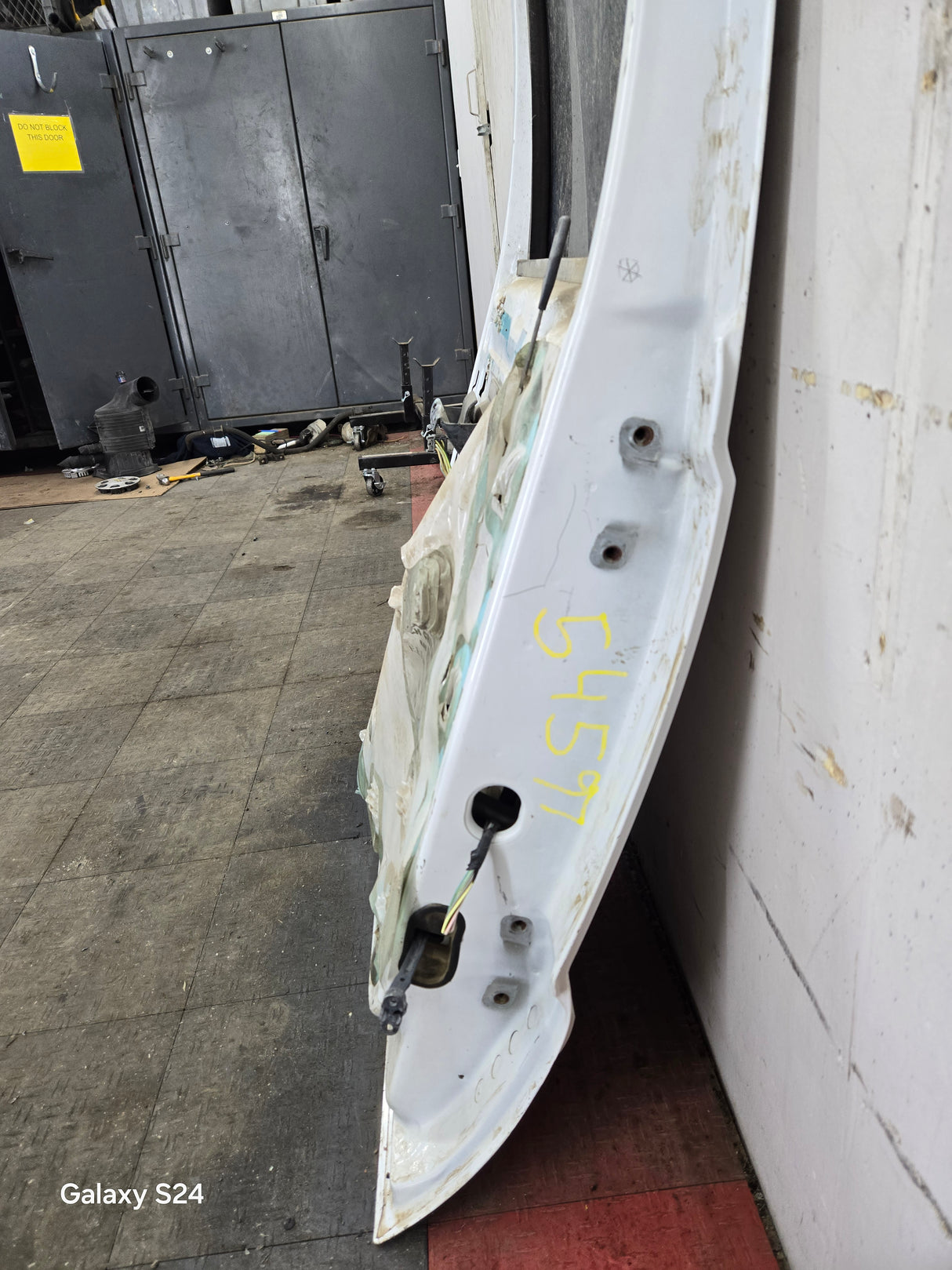 1999-2016 Ford Super Duty Driver Side Rear Door LH Crew Cab F250 F350 F450 F550