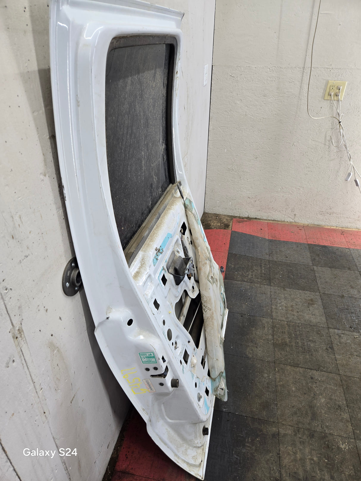 1999-2016 Ford Super Duty Driver Side Rear Door LH Crew Cab F250 F350 F450 F550