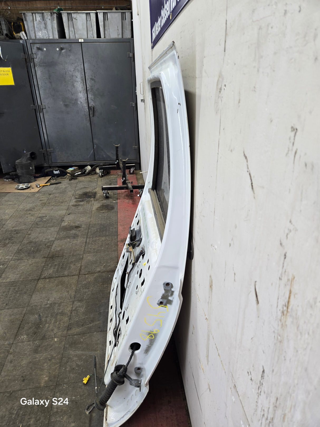 1999-2016 Ford Super Duty Driver Side Rear Door LH Crew Cab F250 F350 F450 F550