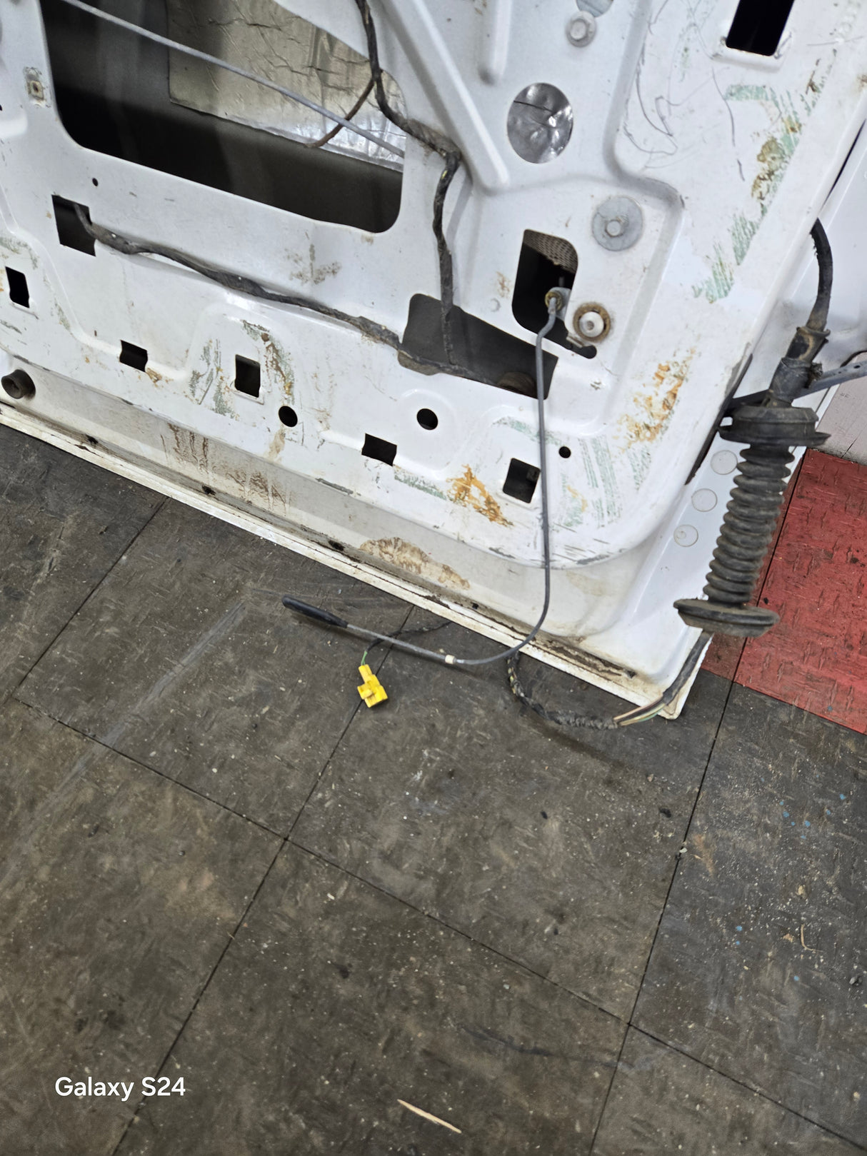 1999-2016 Ford Super Duty Driver Side Rear Door LH Crew Cab F250 F350 F450 F550