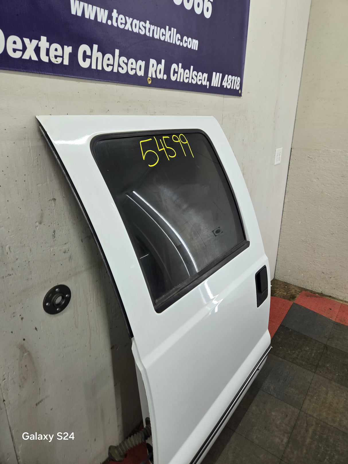 1999-2016 Ford Super Duty Driver Side Rear Door LH Crew Cab F250 F350 F450 F550