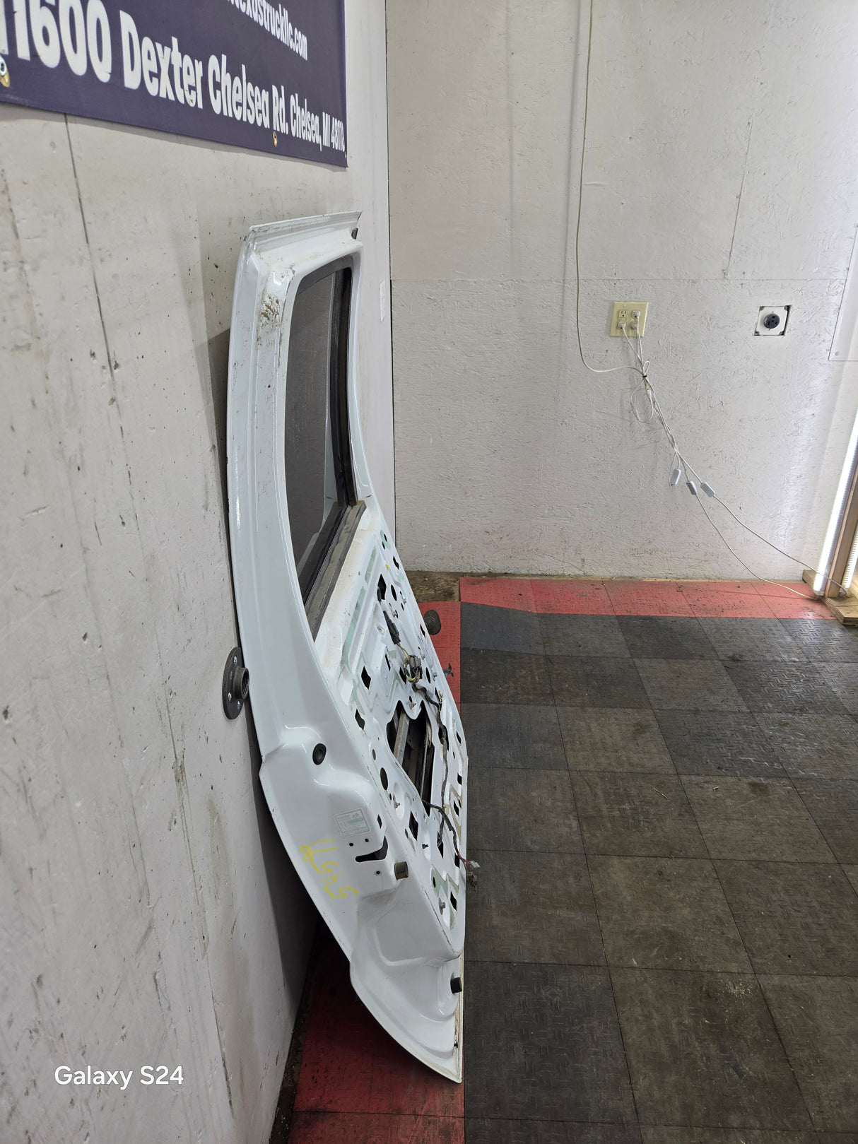 1999-2016 Ford Super Duty Driver Side Rear Door LH Crew Cab F250 F350 F450 F550