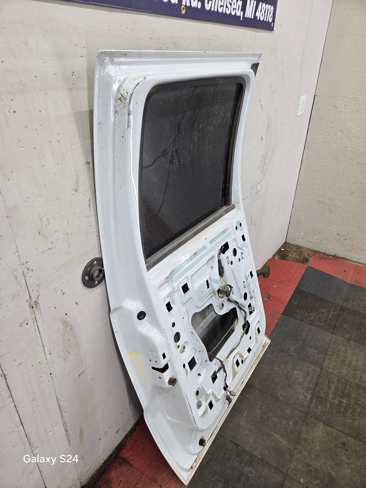 1999-2016 Ford Super Duty Driver Side Rear Door LH Crew Cab F250 F350 F450 F550