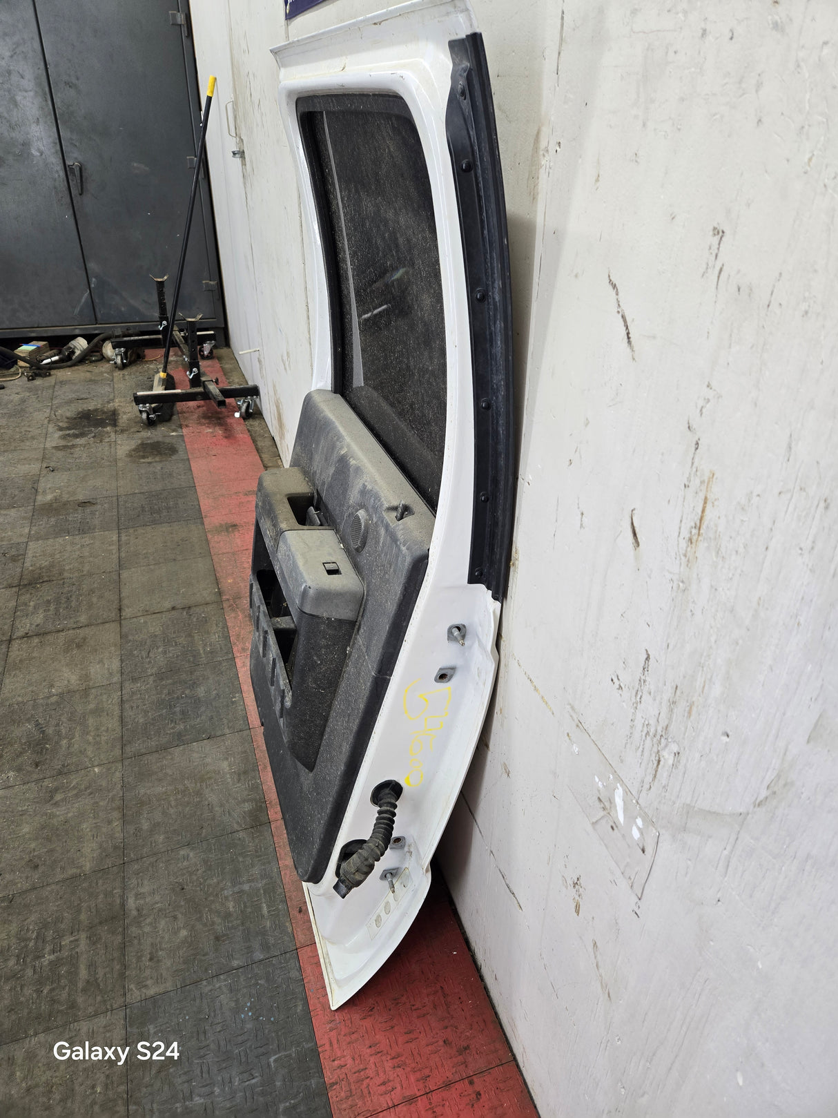 2012-2016 Ford Super Duty Driver Rear Door LH Crew Cab F250 F350 F450 F550