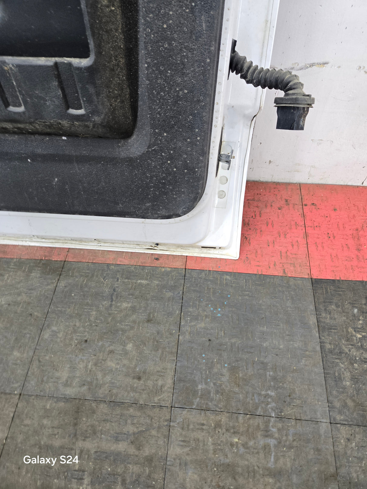 2012-2016 Ford Super Duty Driver Rear Door LH Crew Cab F250 F350 F450 F550