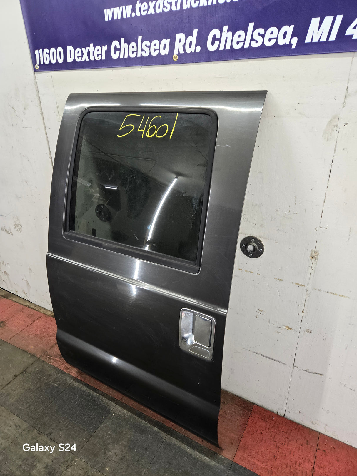 1999-2016 Ford Super Duty Driver Side Rear Door LH Crew Cab F250 F350 F450 F550