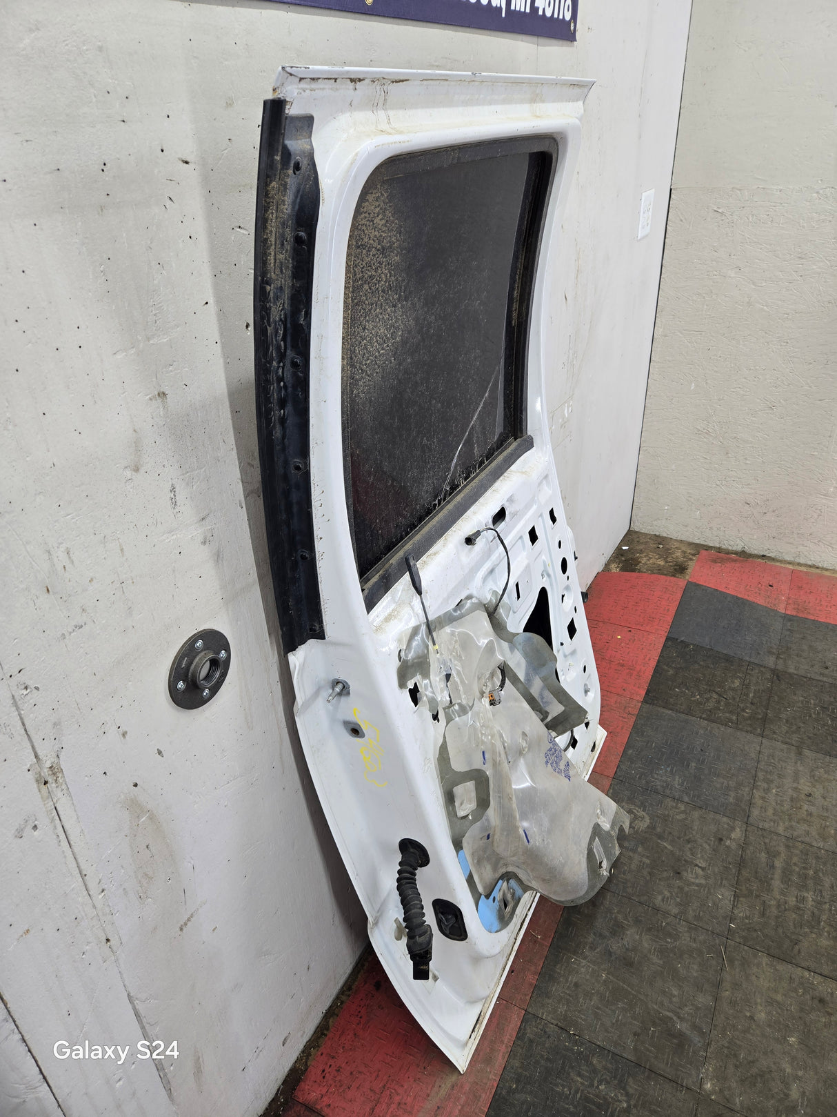 2012-2016 Ford Super Duty Passenger Side Rear Door RH Crew Cab F250 F350 F450 F550