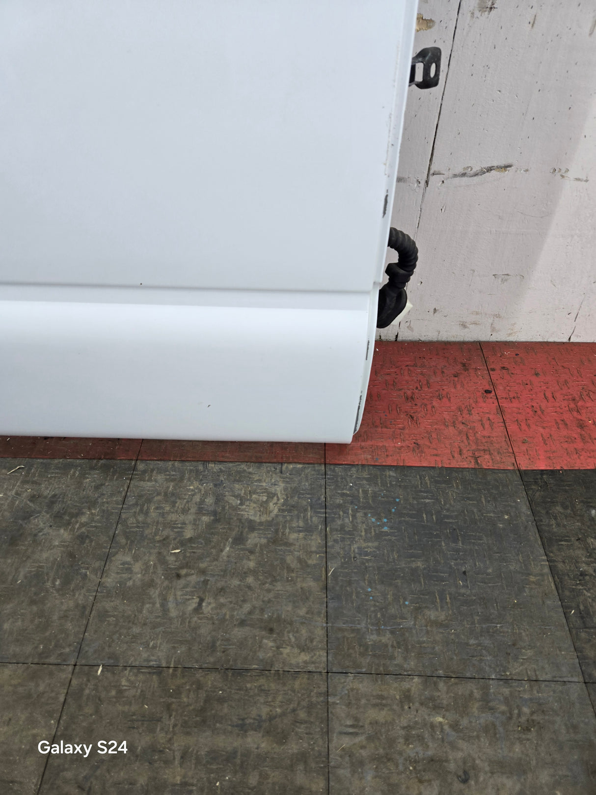 1999-2006 Chevrolet Silverado / GMC Sierra 1500 2500 3500 HD Rear Passenger side Crew Cab rear door RH