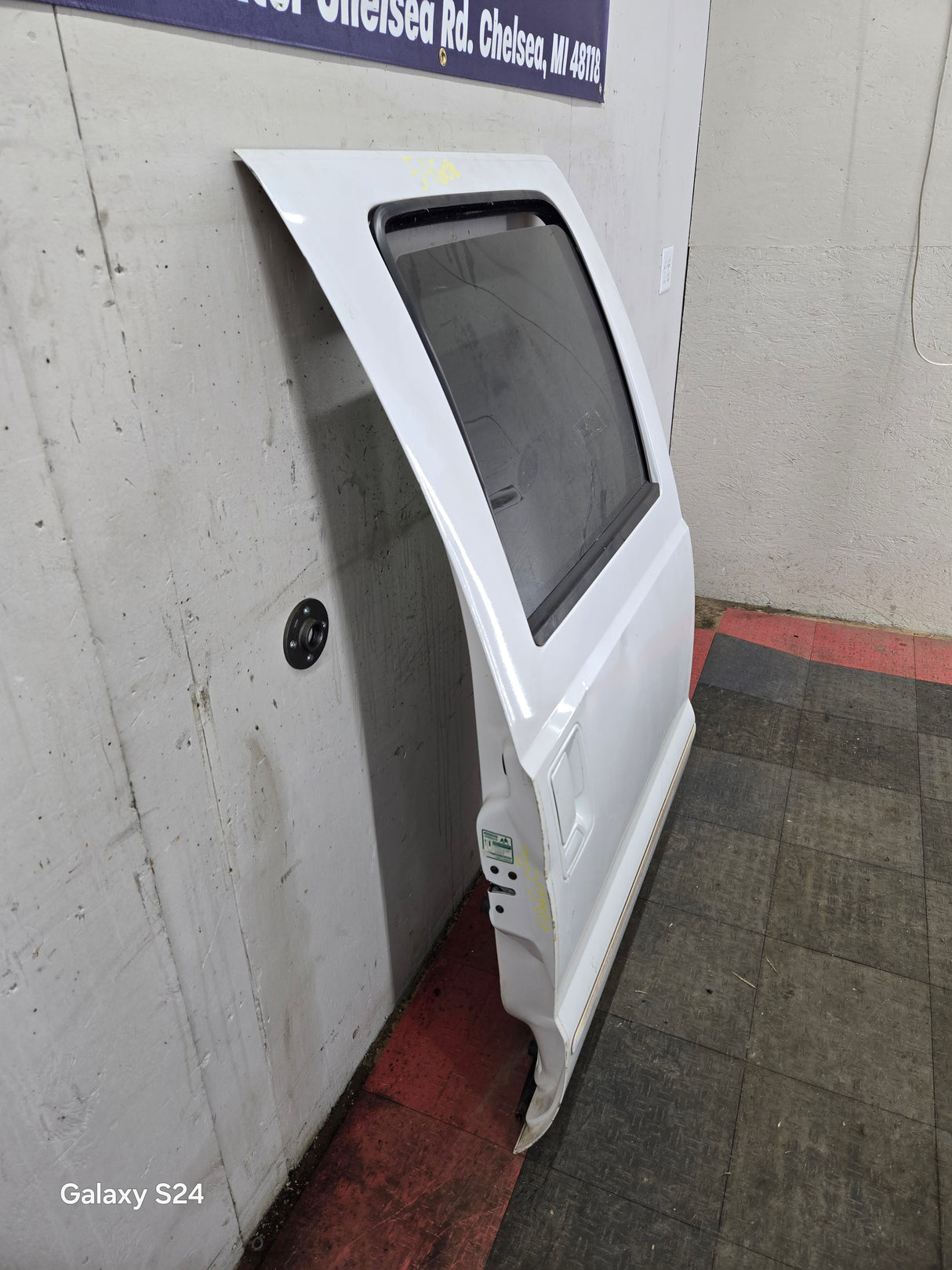 2012-2016 Ford Super Duty Passenger Side Rear Door RH Crew Cab F250 F350 F450 F550