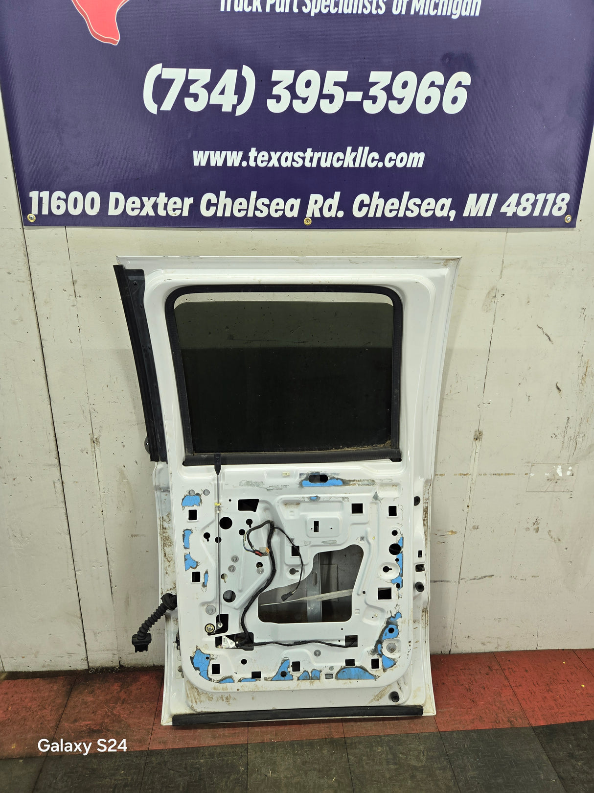 2012-2016 Ford Super Duty Passenger Side Rear Door RH Crew Cab F250 F350 F450 F550