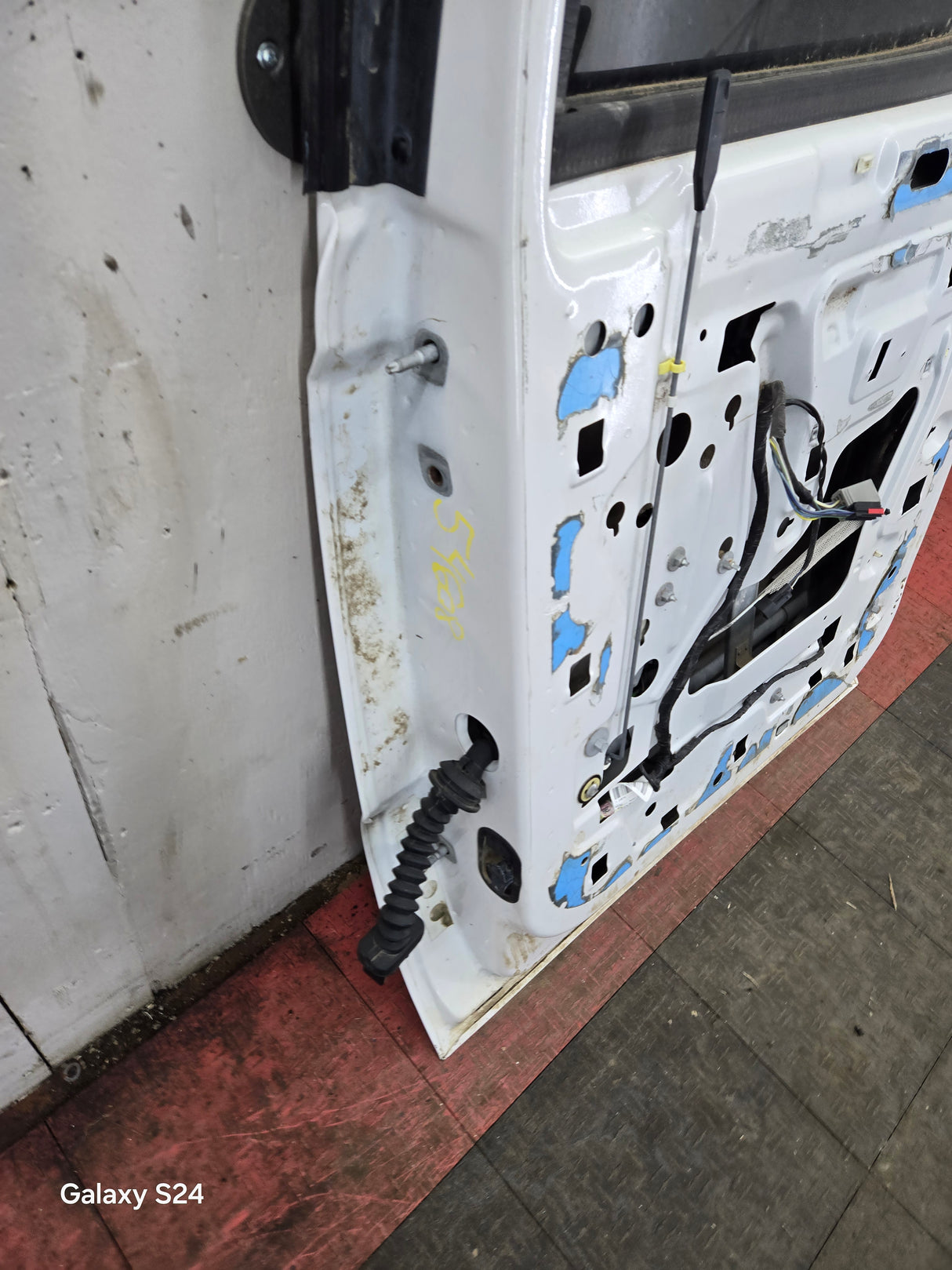 2012-2016 Ford Super Duty Passenger Side Rear Door RH Crew Cab F250 F350 F450 F550