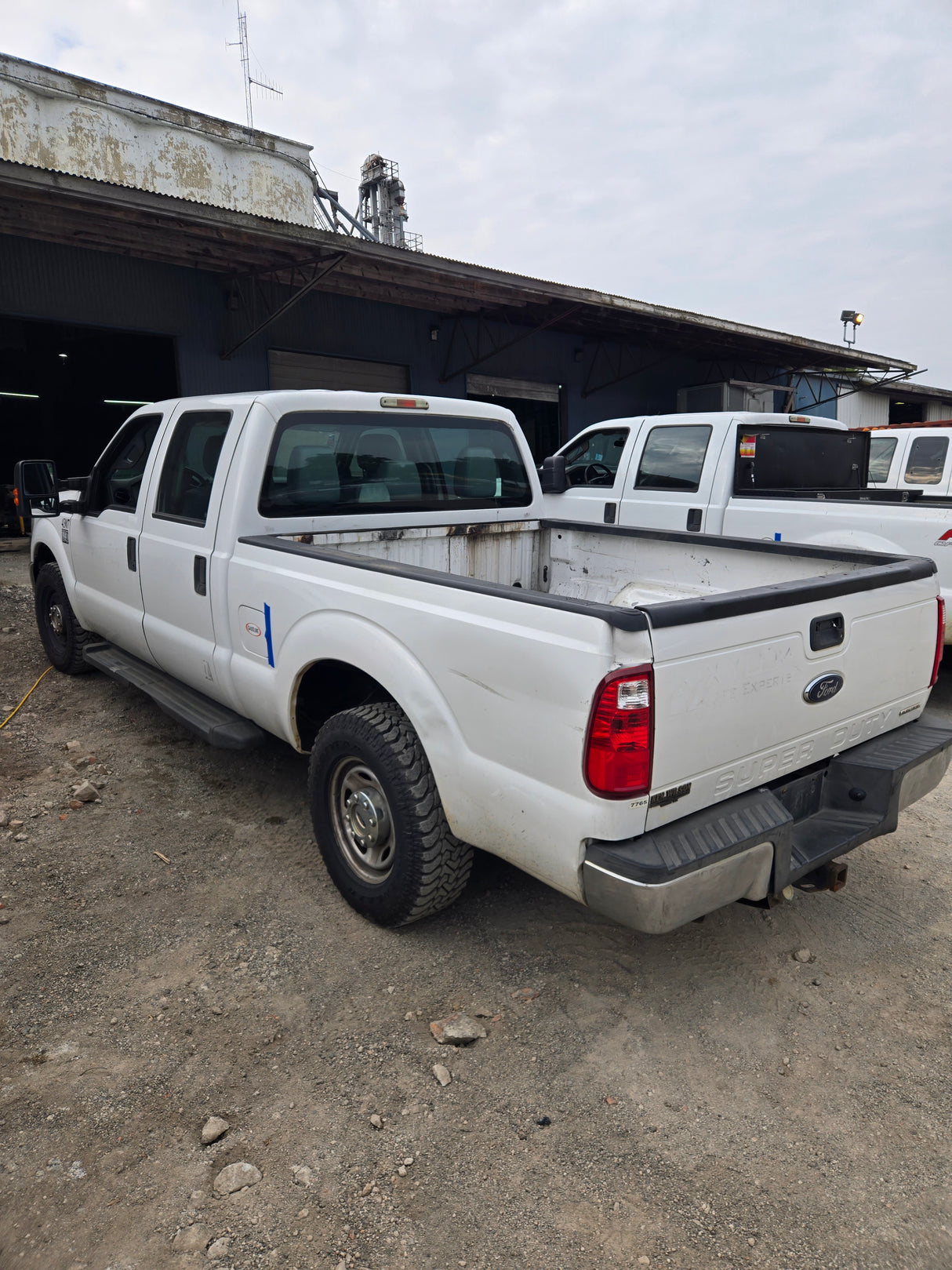 2013 Ford F-250 Crew Cab Short Bed Super Duty - FULL PART OUT