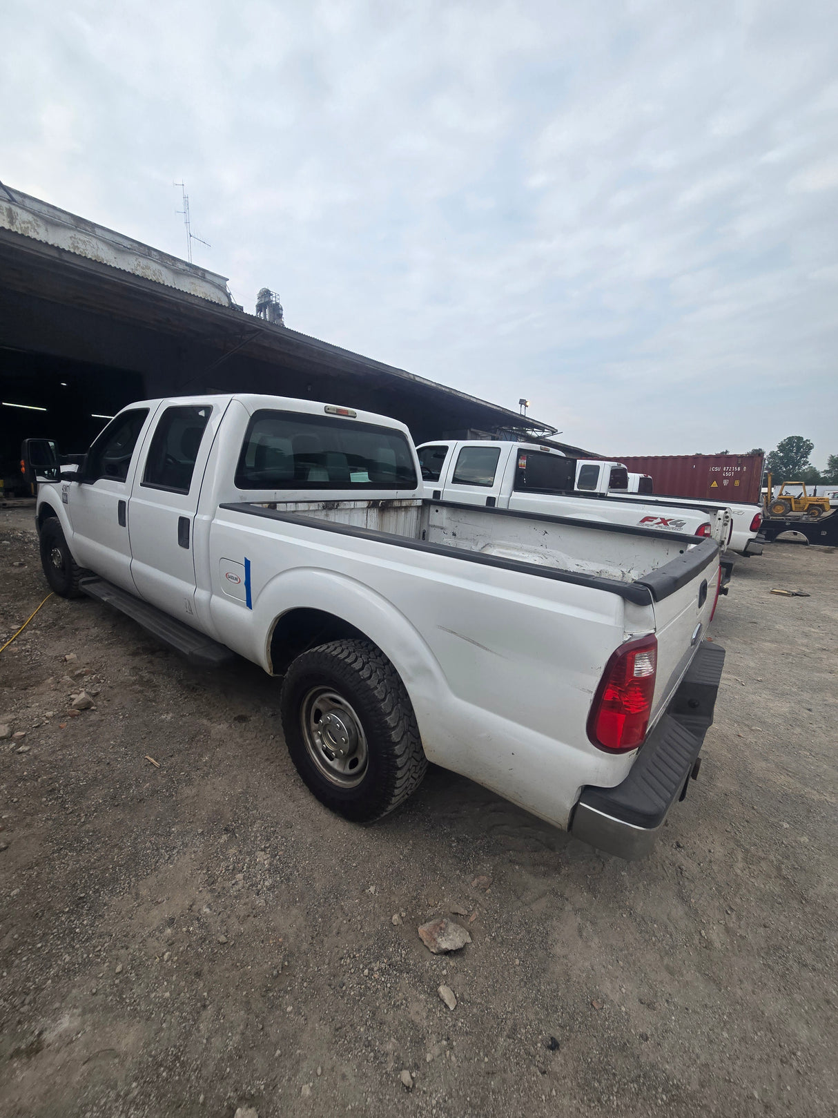2013 Ford F-250 Crew Cab Short Bed Super Duty - FULL PART OUT