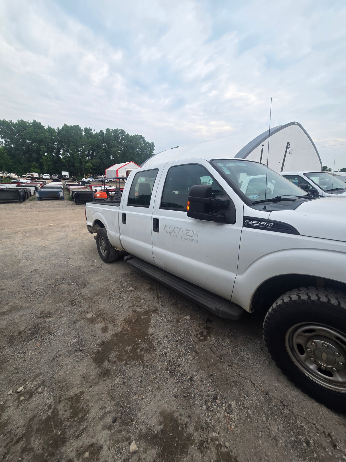 2013 Ford F-250 Crew Cab Short Bed Super Duty - FULL PART OUT