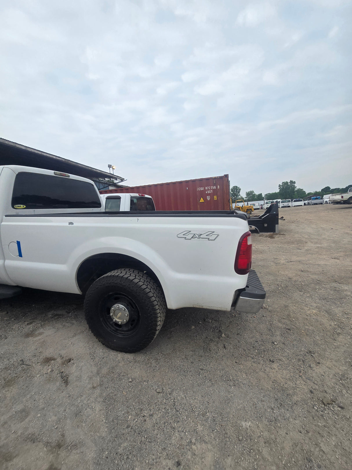 2010 Ford F-250 Extended Cab Long Bed Super Duty 4x4 - FULL PART OUT